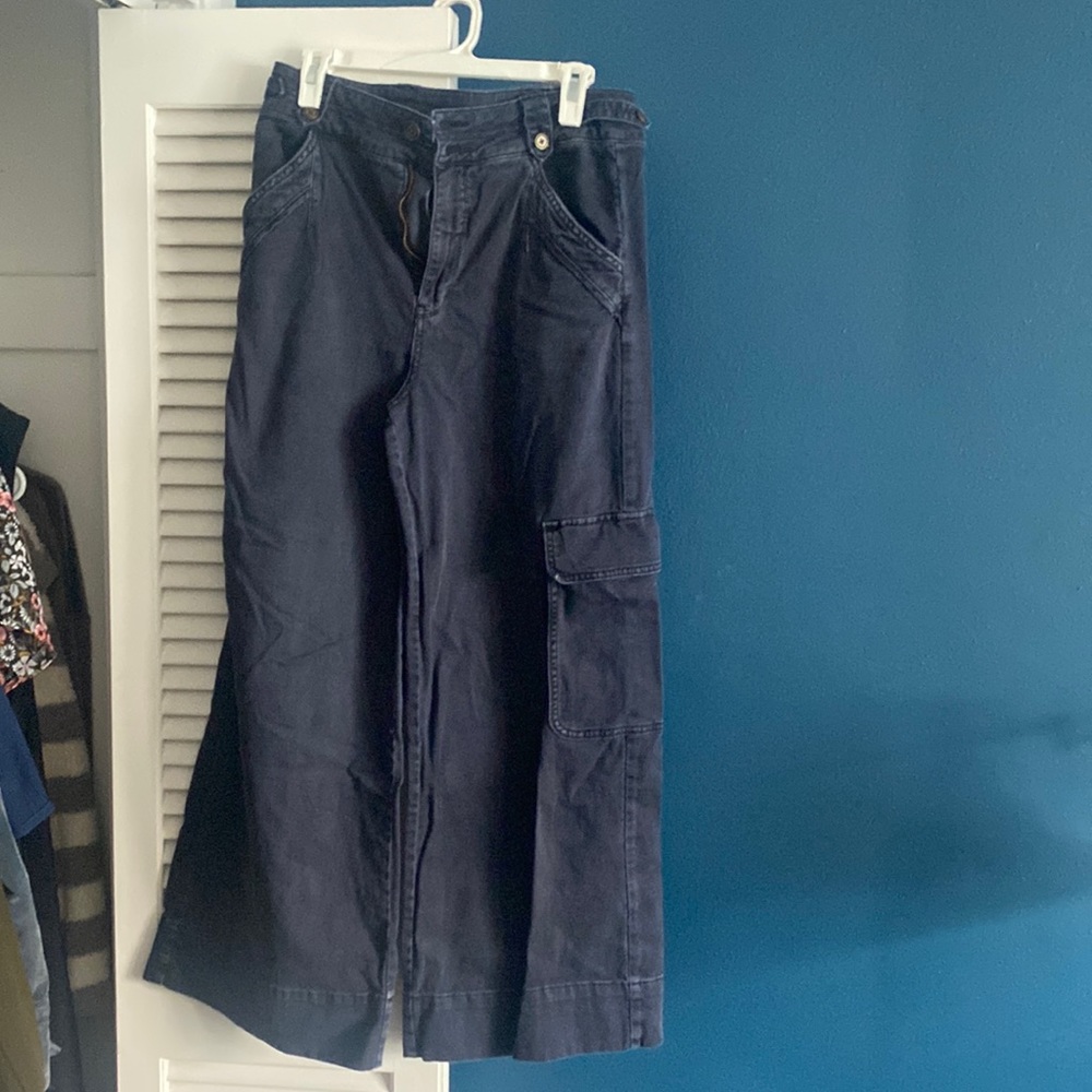 Pilcro wide leg utility pants. Size 29. Worn less than 5 times.